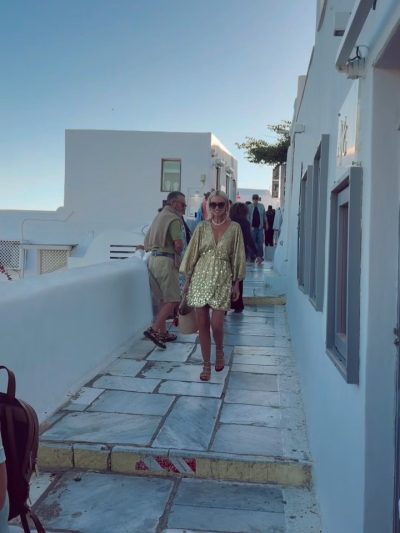 Santorini Island в июне — фото погоды (2026-06-17)