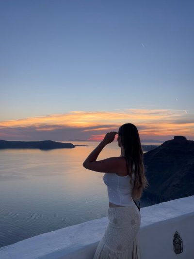 Thira, Santorini, Greece в июне — фото погоды (2026-06-01)