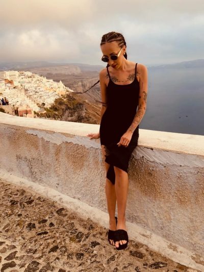 Thira, Santorini, Greece в июне — фото погоды (2026-06-04)