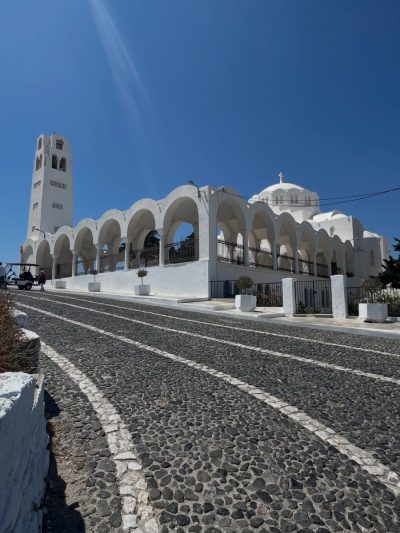 Thira, Santorini, Greece в июне — фото погоды (2026-06-14)