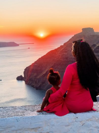 Thira, Santorini, Greece в июле — фото погоды (2026-07-11)