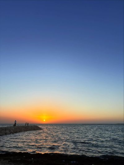 Манама в июне — фото погоды (2026-06-18)