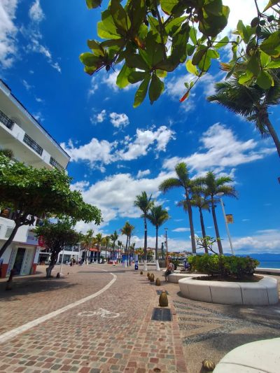 Malecón, Puerto Vallarta в июне — фото погоды (2026-06-30)