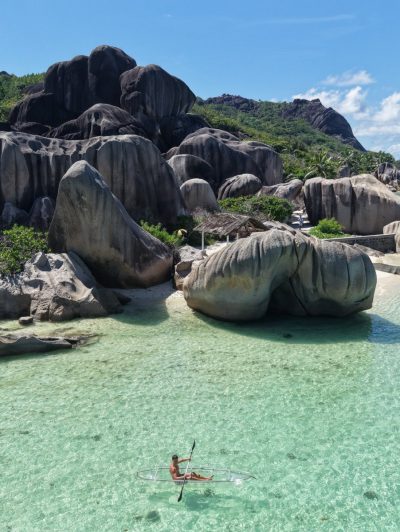 Anse Source D'argent, La Dique, Seychelles в апреле — фото погоды (2026-04-04)