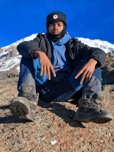 Mt. Kilimanjaro, Tanzania в апреле — фото погоды (2026-04-04)
