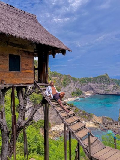 Rumah Pohon “Tree House” в декабре — фото погоды (2025-12-19)