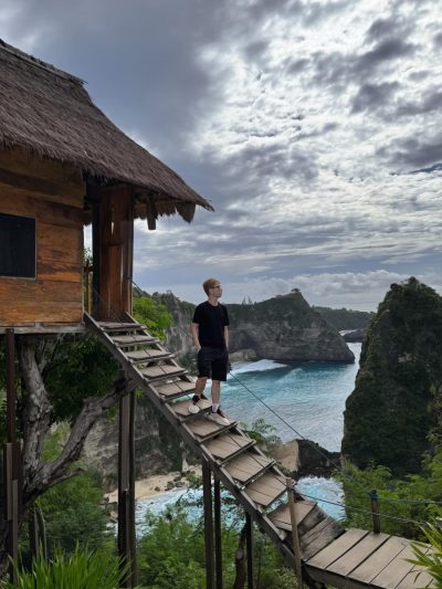 Rumah Pohon “Tree House” в апреле — фото погоды (2026-04-27)