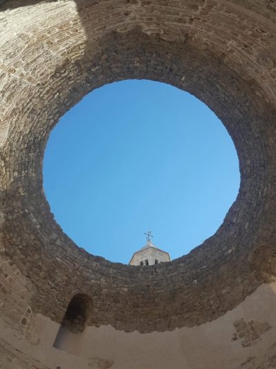 Dioklecijanova palača   Diocletian's Palace — фото погоды в феврале (2026-02-06)