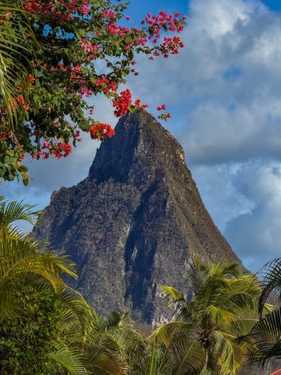 Pitons, St. Lucia, Caribbean в мае — фото погоды (2026-05-20)