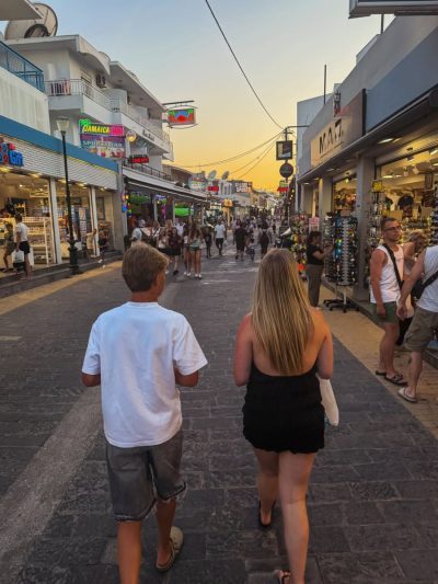 Faliraki Rhodes Greece в июле — фото погоды (2026-07-10)