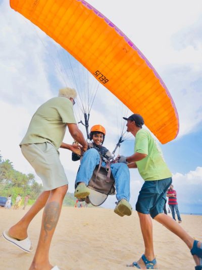 Aliyirakkam Beach в октябре — фото погоды (2025-10-12)