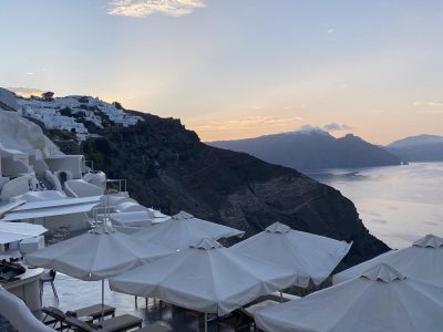 Mystique, a Luxury Collection Hotel, Santorini — фото погоды в октябре (2025-10-19)