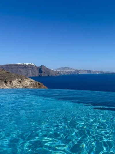 Mystique, a Luxury Collection Hotel, Santorini — фото погоды в апреле (2026-04-13)