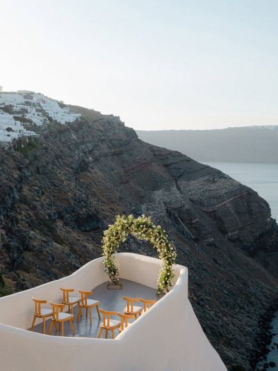 Mystique, a Luxury Collection Hotel, Santorini — фото погоды в июне (2026-06-30)
