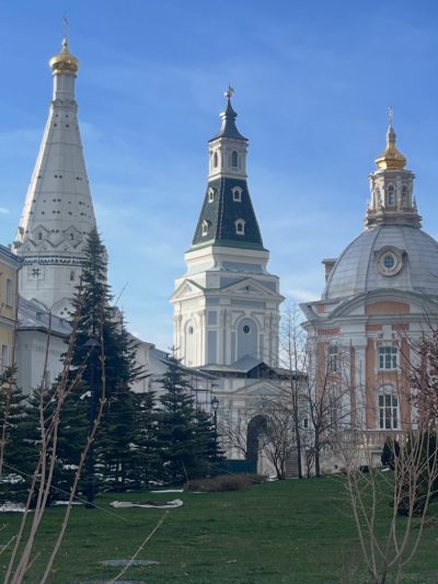 The Holy Trinity-St.sergius Lavra в мае — фото погоды (2026-05-02)
