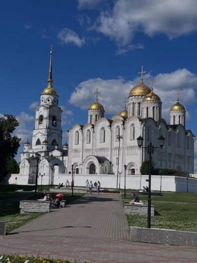 Соборная площадь (Владимир) в июне — фото погоды (2026-06-28)