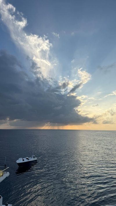 Fesdu Island, North Ari Atoll в апреле — фото погоды (2026-04-16)