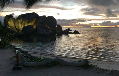 Les Rochers, Praslin, Seychelles в декабре — фото погоды (2025-12-30)