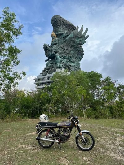 Garuda Wisnu Kencana (GWK), Denpasar Bali в октябре — фото погоды (2025-10-02)