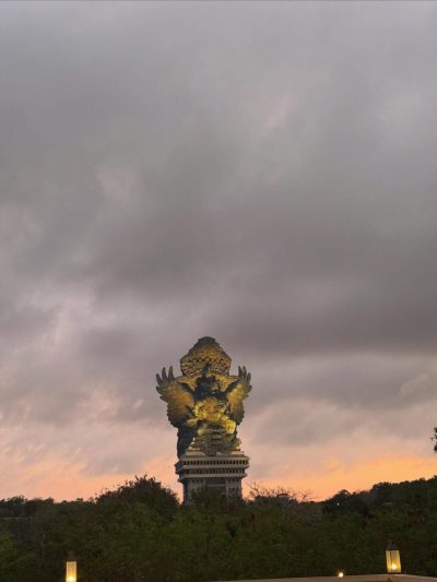 Garuda Wisnu Kencana (GWK), Denpasar Bali в октябре — фото погоды (2025-10-14)