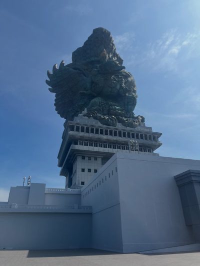 Garuda Wisnu Kencana (GWK), Denpasar Bali в марте — фото погоды (2026-03-04)