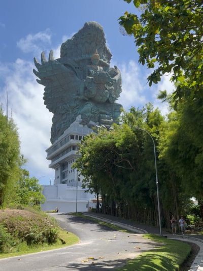 Garuda Wisnu Kencana (GWK), Denpasar Bali в марте — фото погоды (2026-03-05)