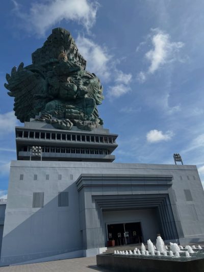 Garuda Wisnu Kencana (GWK), Denpasar Bali в марте — фото погоды (2026-03-19)