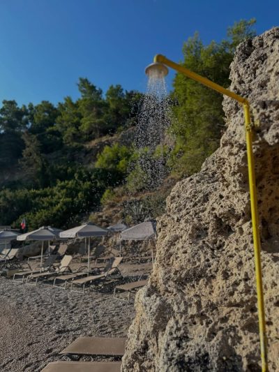 Antony Quin Beach в августе — фото погоды (2025-08-26)