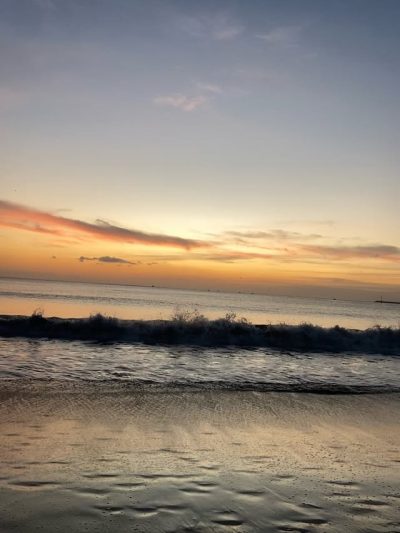 Jimbaran Beach Bali в апреле — фото погоды (2026-04-15)