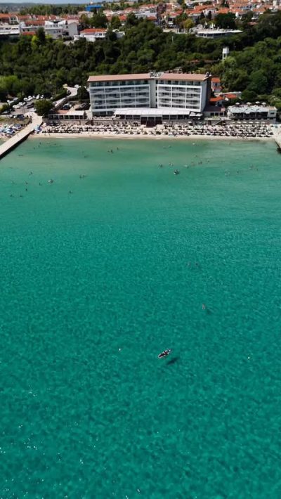 Ammon Zeus Luxury Beach Hotel — фото погоды в августе (2025-08-20)