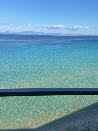 Ammon Zeus Luxury Beach Hotel — фото погоды в октябре (2025-10-17)