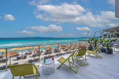 Ammon Zeus Luxury Beach Hotel — фото погоды в апреле (2026-04-20)