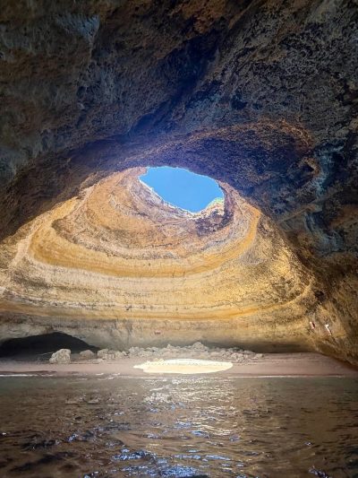 Algarve Coast, Portugal в июле — фото погоды (2026-07-12)