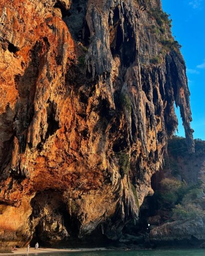 Pranang Cave, Railey Beach, Krabi ถำ้พระนาง ไร่เลย в феврале — фото погоды (2026-02-17)