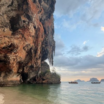 Pranang Cave, Railey Beach, Krabi ถำ้พระนาง ไร่เลย в марте — фото погоды (2026-03-14)