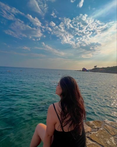 Plaža Ploče Budva в январе — фото погоды (2025-01-05)