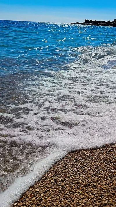 Plaža Ploče Budva в сентябре — фото погоды (2025-09-30)