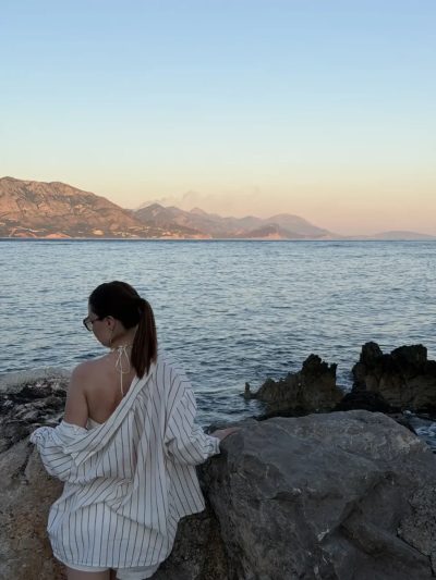 Plaža Ploče Budva в июле — фото погоды (2026-07-06)