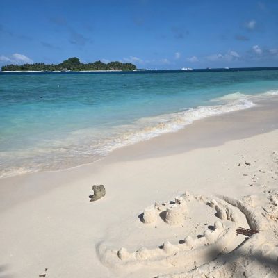 Rasdhoo Atoll в мае — фото погоды (2026-05-27)