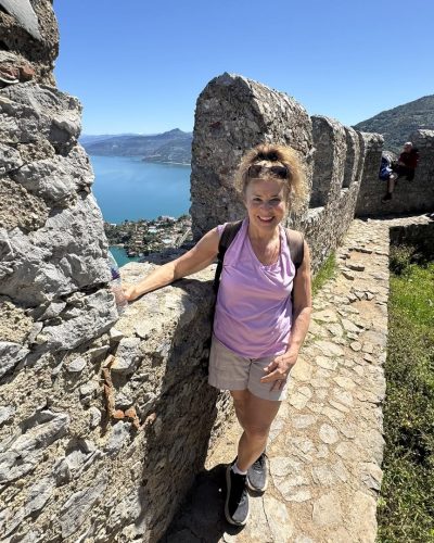Castello Della Rocca в апреле — фото погоды (2026-04-08)