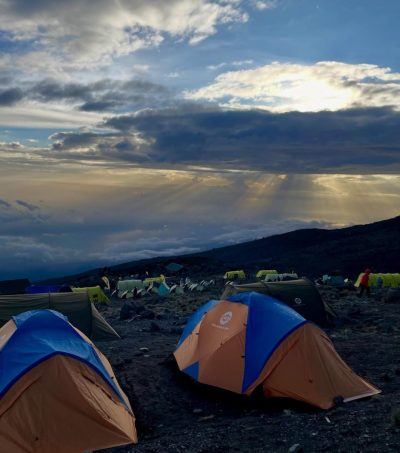 Mount Kilimanjaro в марте — фото погоды (2026-03-05)