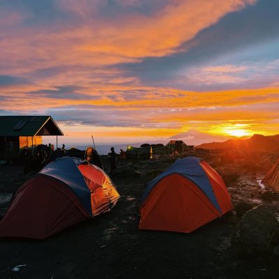 Mount Kilimanjaro в марте — фото погоды (2026-03-06)