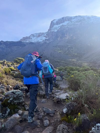 Mount Kilimanjaro в апреле — фото погоды (2026-04-15)