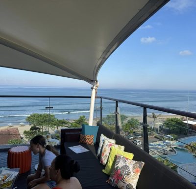 Double Six Luxury Hotel Seminyak Kuta Bali Indonesia — фото погоды в апреле (2026-04-17)