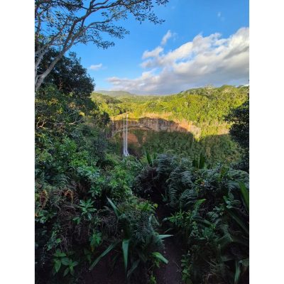 Chamarel Waterfall в октябре — фото погоды (2025-10-12)