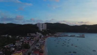 Puerto Marqués, Guerrero в октябре — фото погоды (2025-10-18)