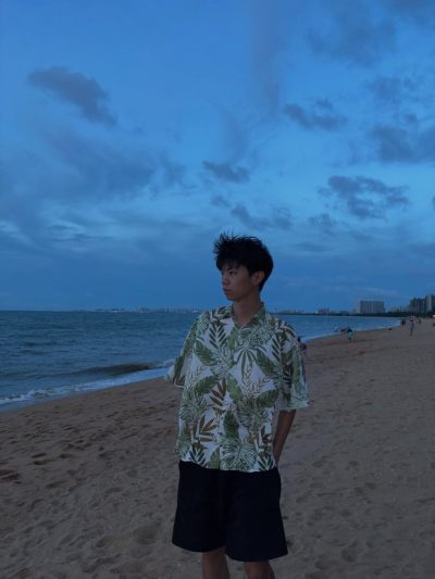 假日海滩 Holiday Beach Haikou Hainan в августе — фото погоды (2025-08-27)
