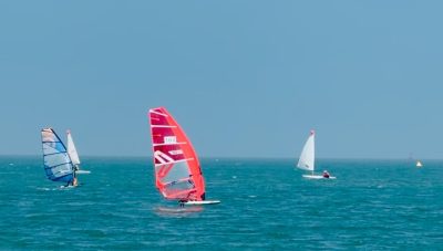 假日海滩 Holiday Beach Haikou Hainan в декабре — фото погоды (2025-12-23)