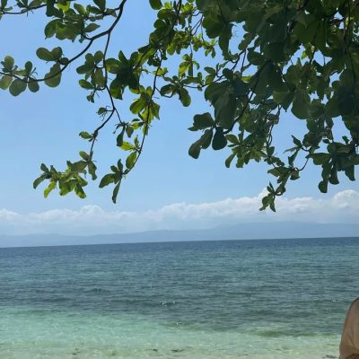 Lambug Beach Badian, Cebu в апреле — фото погоды (2026-04-01)