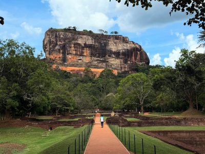Riff Hikkaduwa, Sri Lanka в мае — фото погоды (2026-05-04)